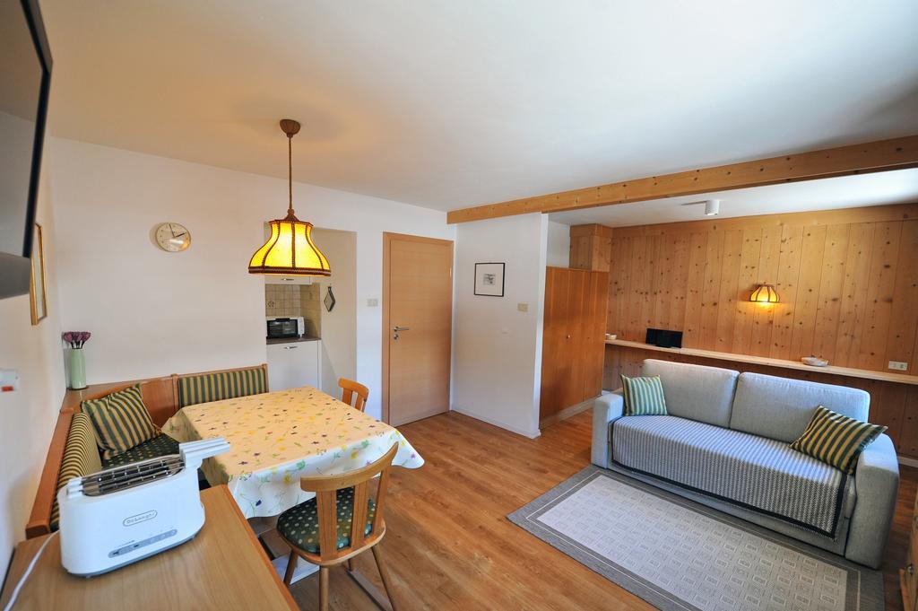 Apartments Villa Rosa 塞尔瓦迪加尔代纳山谷 外观 照片